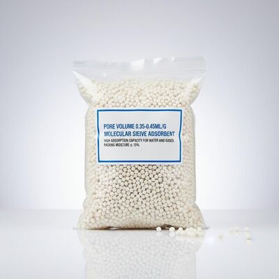 Molecular Sieve Adsorbent with Pore Volume 0.35-0.45ml/g and Water Adsorption ≥21.0% for High Thermal Stability Up To 400°C